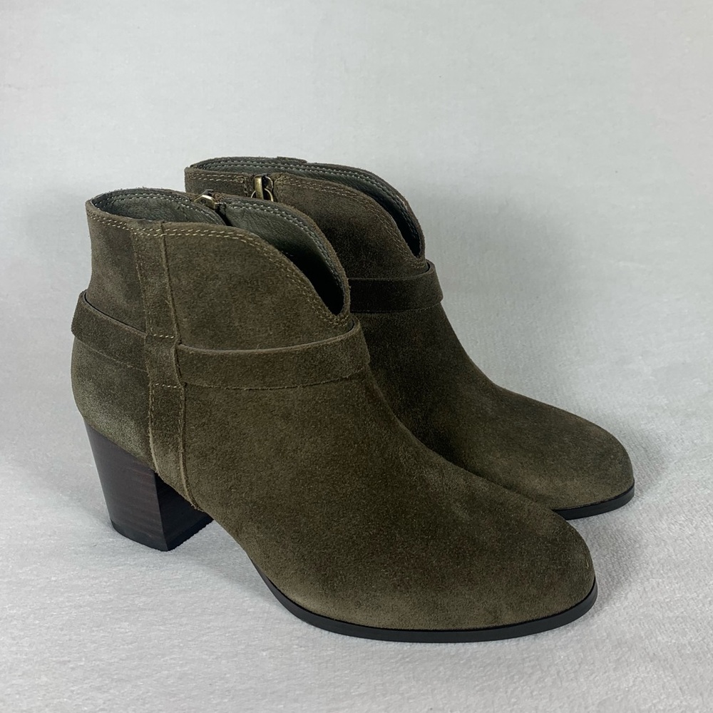 NEW MIA Women’s Franzie Ankle Heel Boot Size 6M